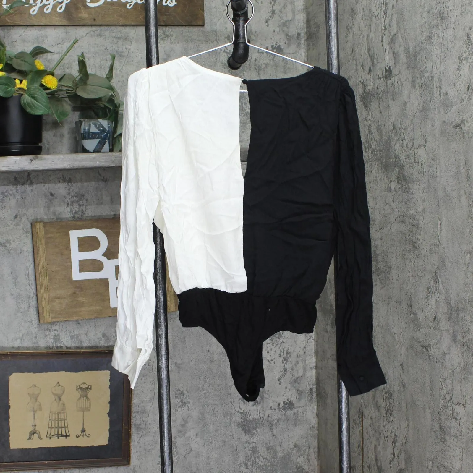 4si3nna Black Thong Back Surplice Neckline Color Block Bodysuit Black / White L