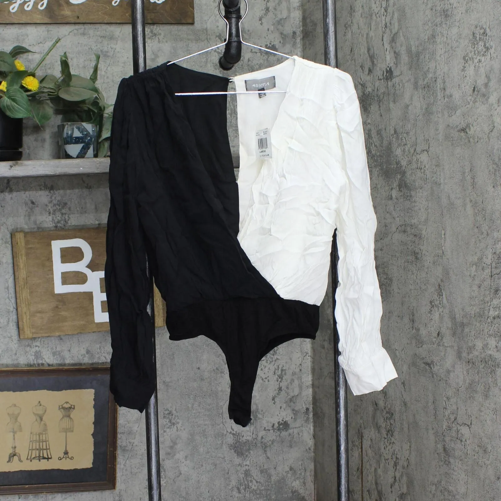 4si3nna Black Thong Back Surplice Neckline Color Block Bodysuit Black / White L