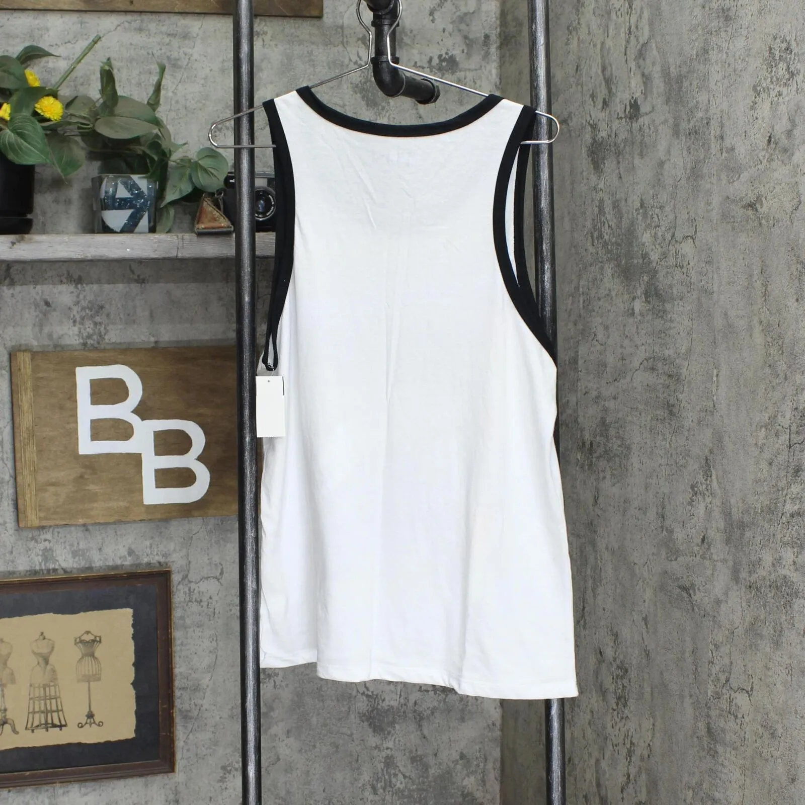 Bioworld Mens Pride Adult POSE Tank Top 84596611