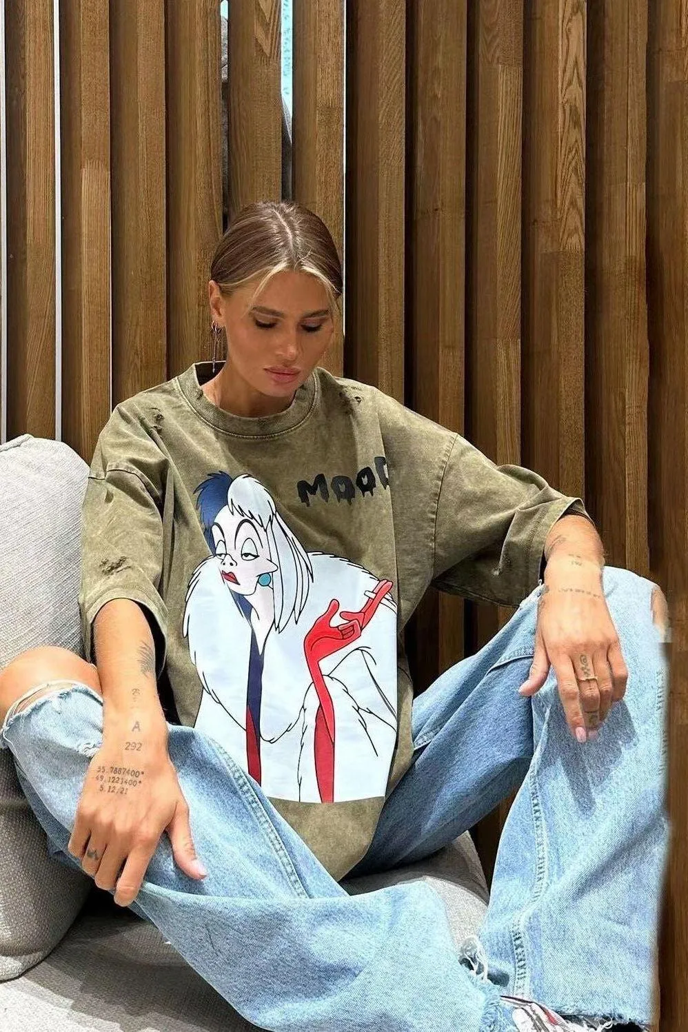 Cartoon print design T-shirt
