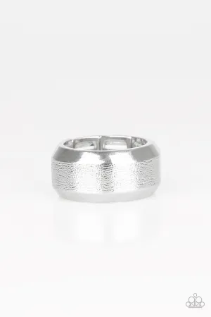 Checkmate Ring