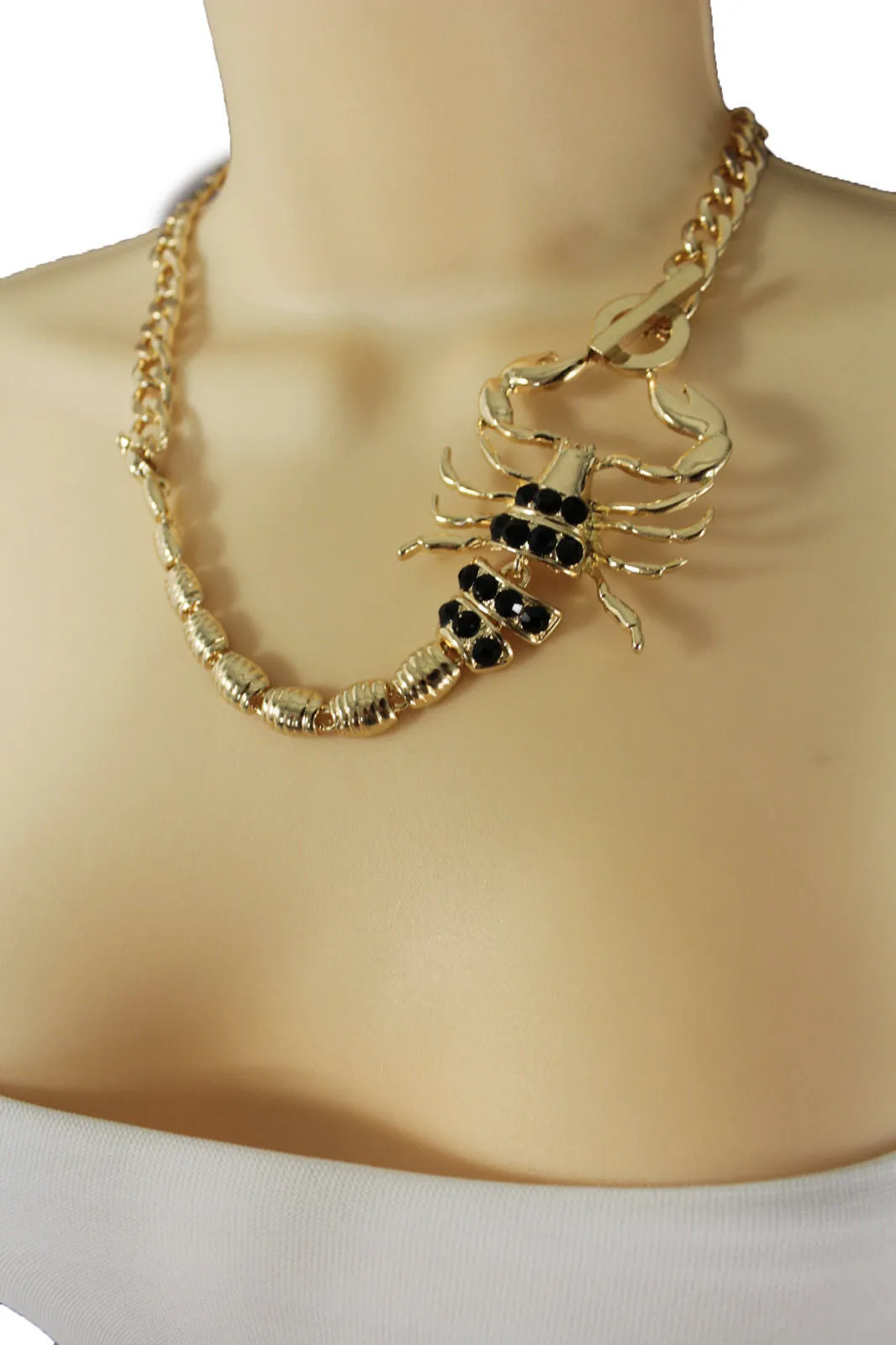 Gold Metal Chain Pearl Bead Choker Short Necklace Silver Black Rhinestones Big Scorpion Pendant
