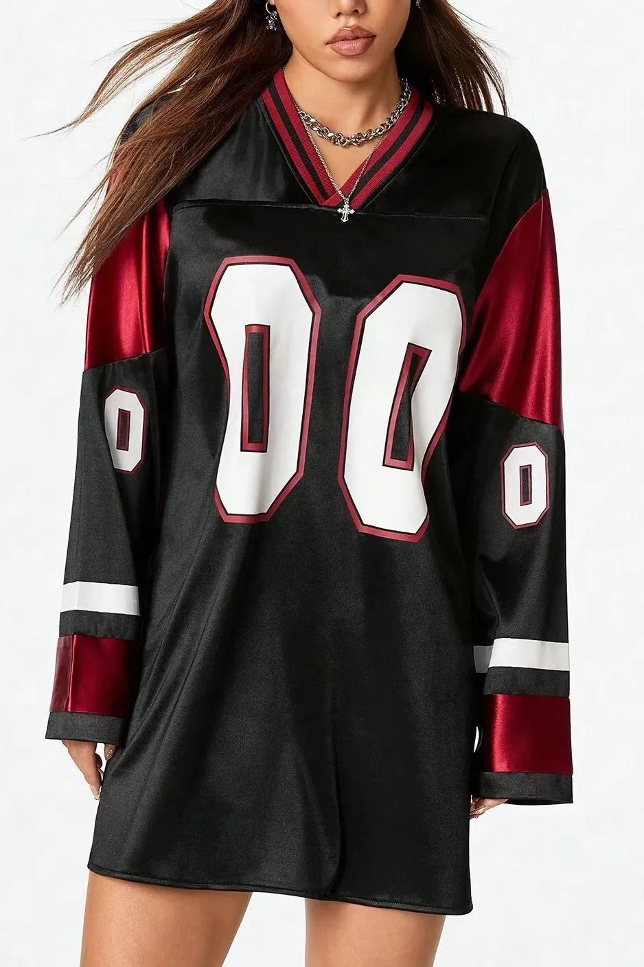 loose long-sleeved T-shirt
