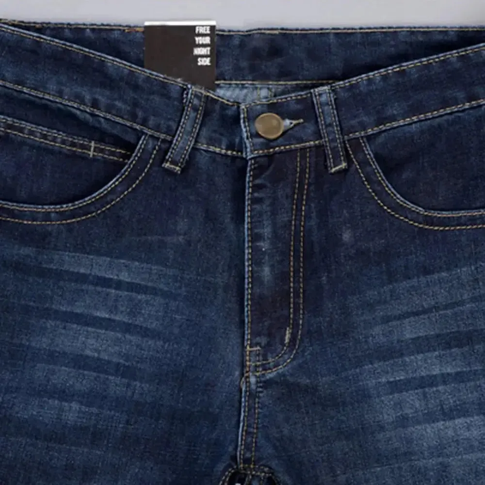 Men’s stretch denim jeans with straight fit, casual streetwear style for skateboarding and hip hop fashion lovers