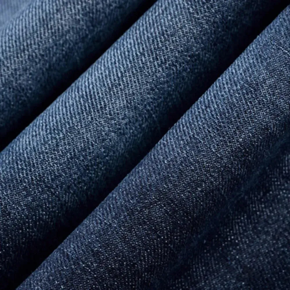 Men’s stretch denim jeans with straight fit, casual streetwear style for skateboarding and hip hop fashion lovers