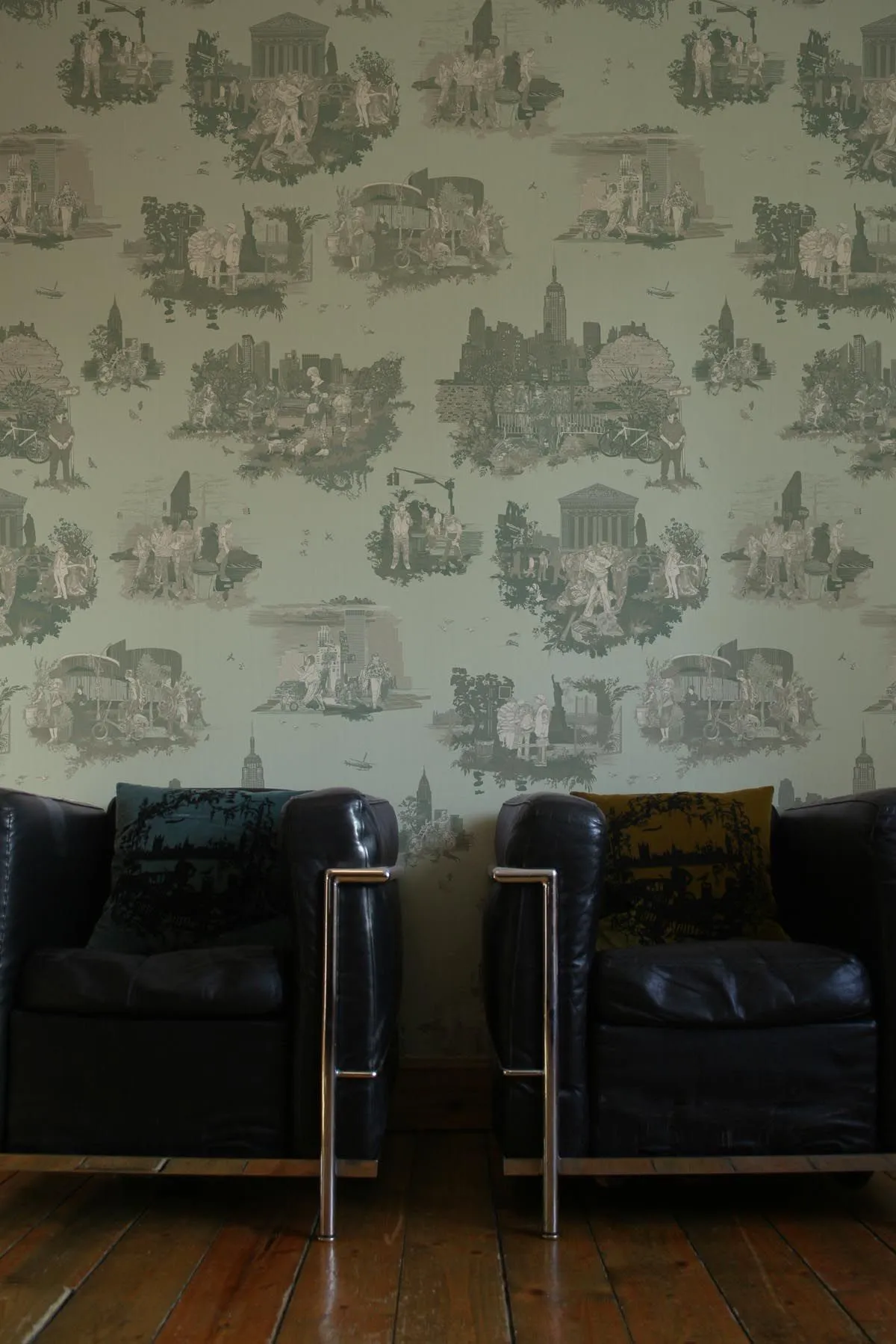 new york toile wallpaper