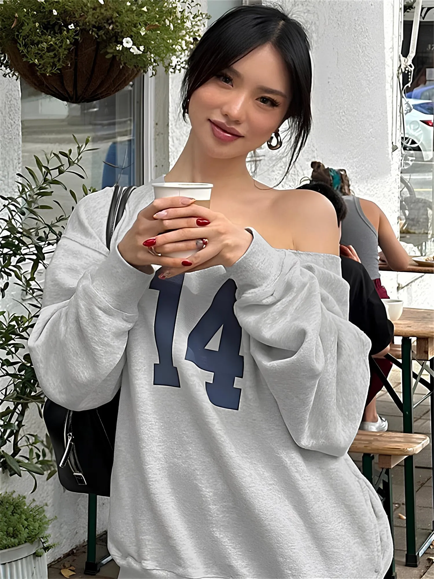 One-Shoulder Letter Print Sweatshirt – Casual & Trendy Streetwear