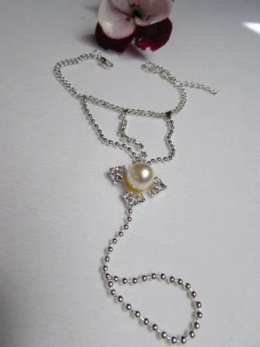 Silver Metal Hand Chain Bracelet Imitation Pearl Cream Beads