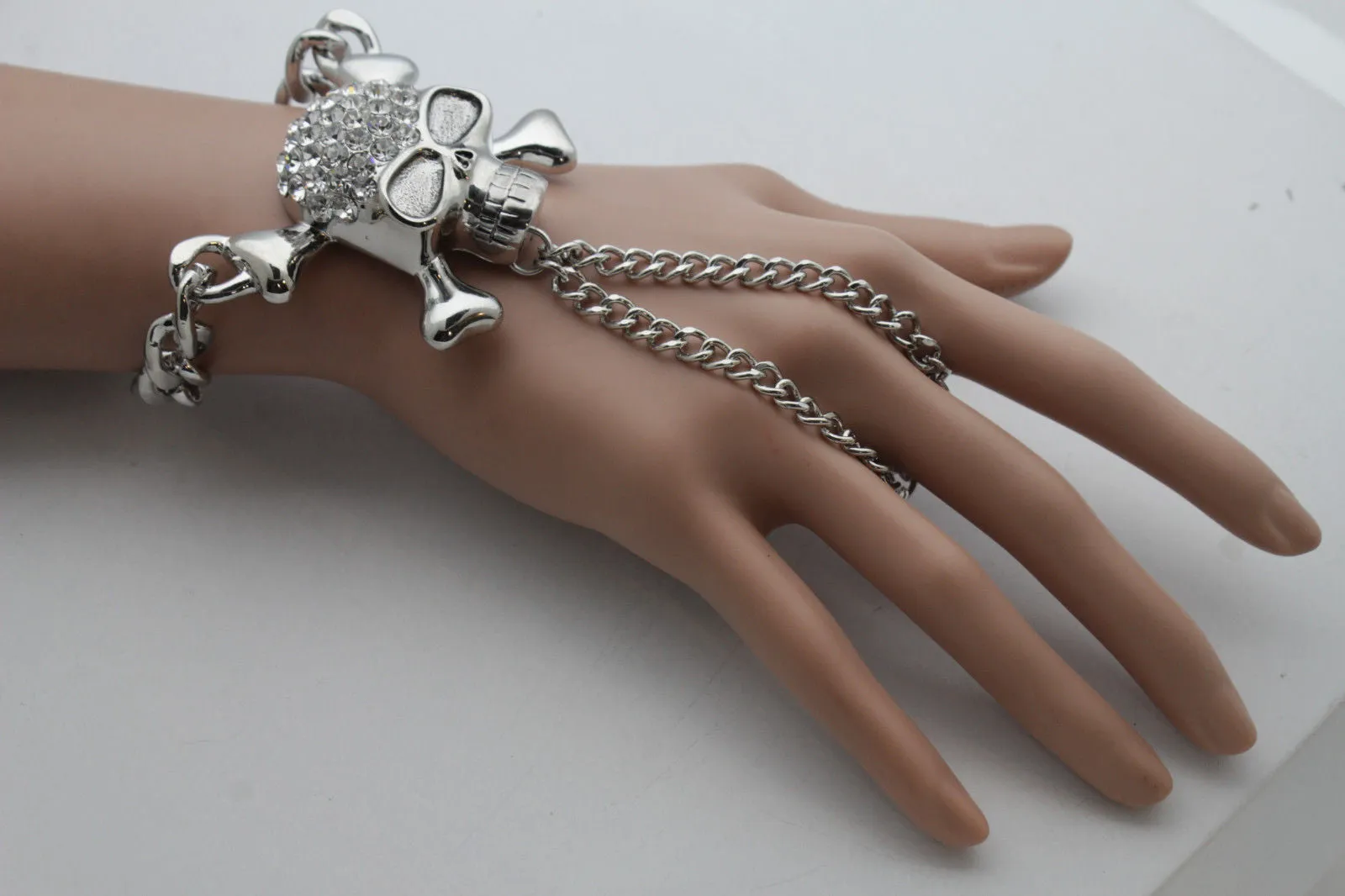 Silver Metal Hand Chain Wrist Bracelet Pirate Skeleton Skull