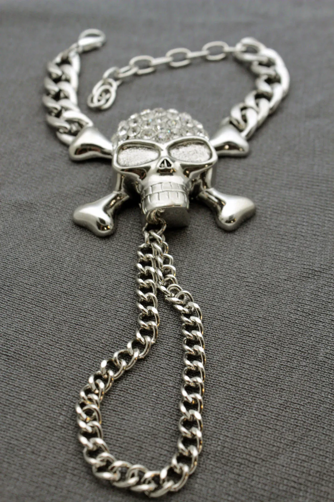 Silver Metal Hand Chain Wrist Bracelet Pirate Skeleton Skull