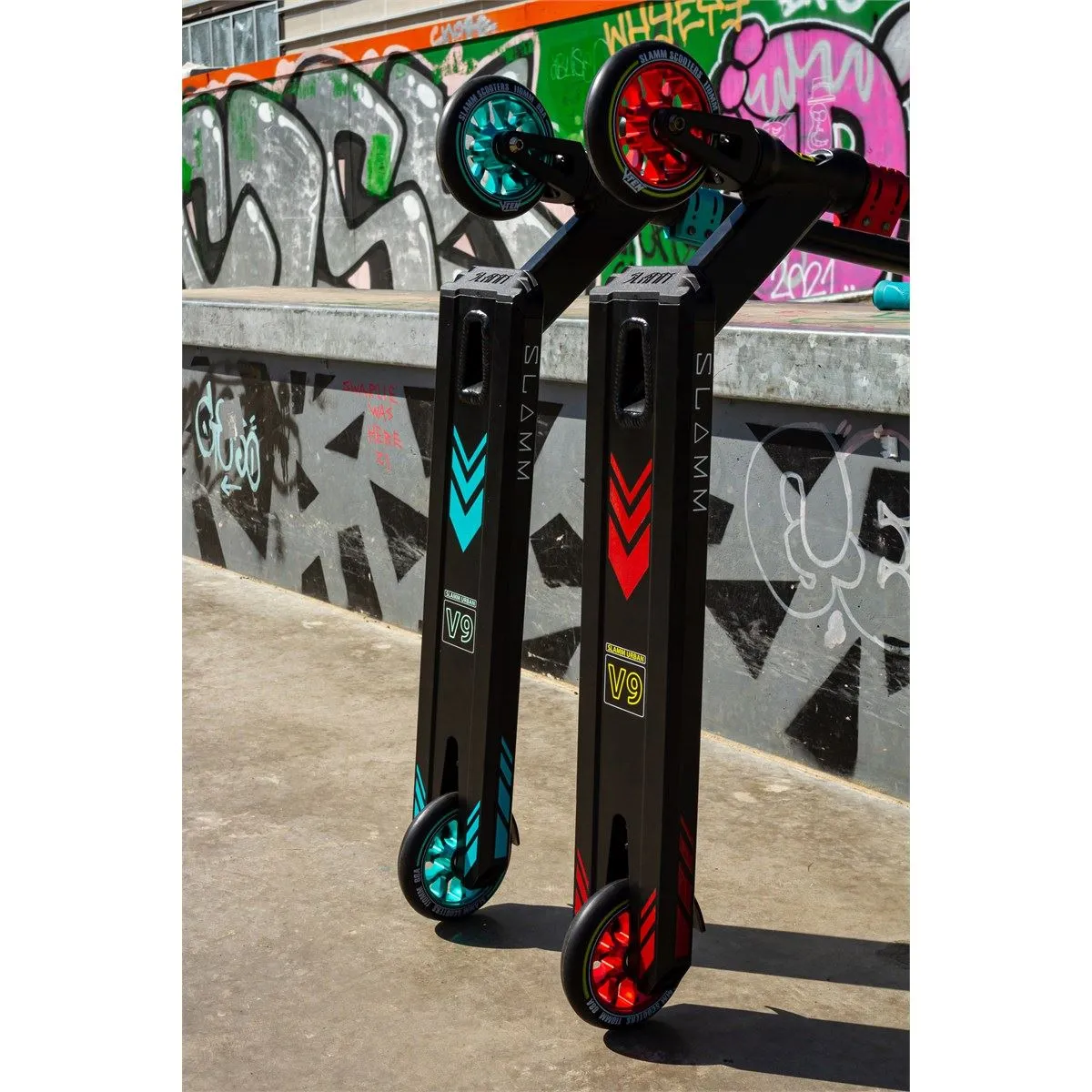Slamm Scooter Urban V9 Stunt Scooter - Black / Red