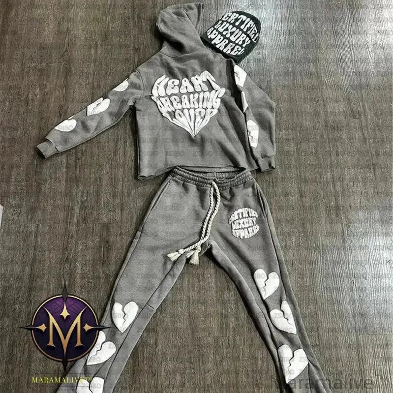 Y2K Hoodie Hip hop Streetwear Foam Heart Letter Print Letter print Pullover Men women Sweatshirt Harajuku Gothic Oversize Hooded